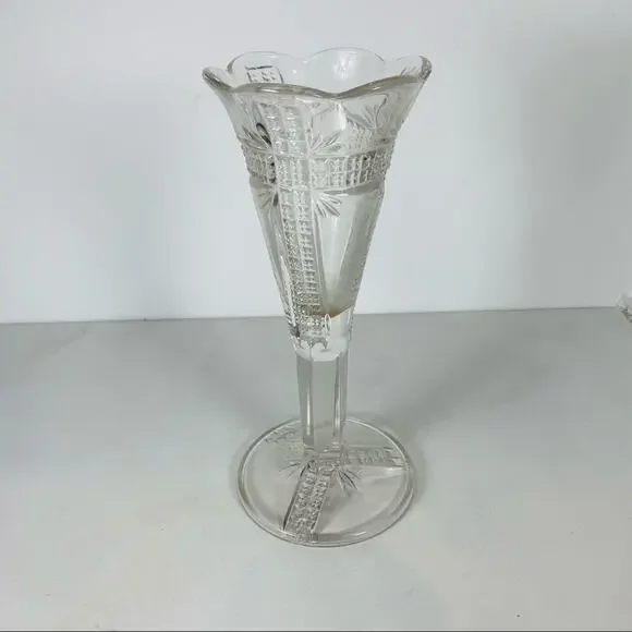 Vintage Tulip Shaped Pressed Glass Vase 8" ? Antique - Picture 2 of 5